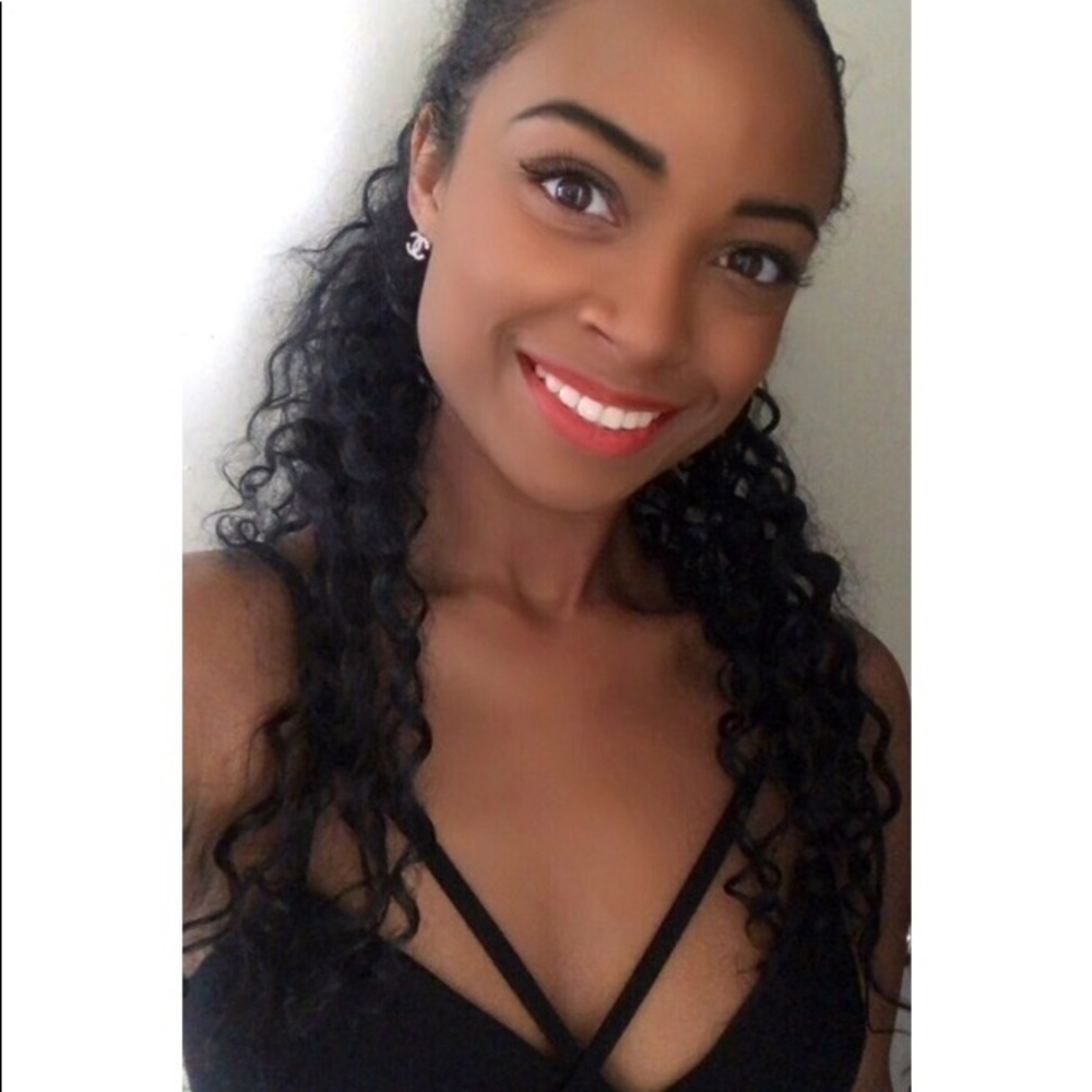 Meet your Posher, Marisa